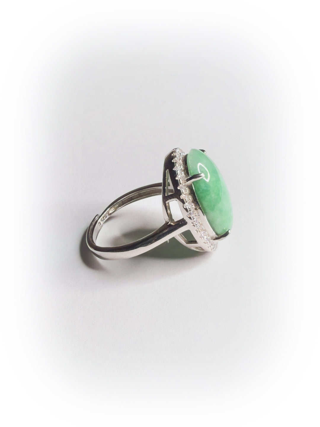 [016] verdence (Glutinous Fruit Green Jadeite)