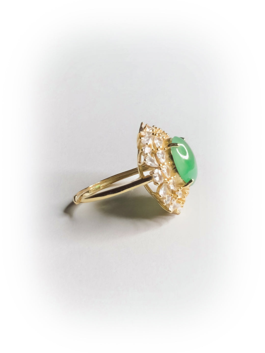 [017] sylvette (High-Ice Sweet Green Jadeite)