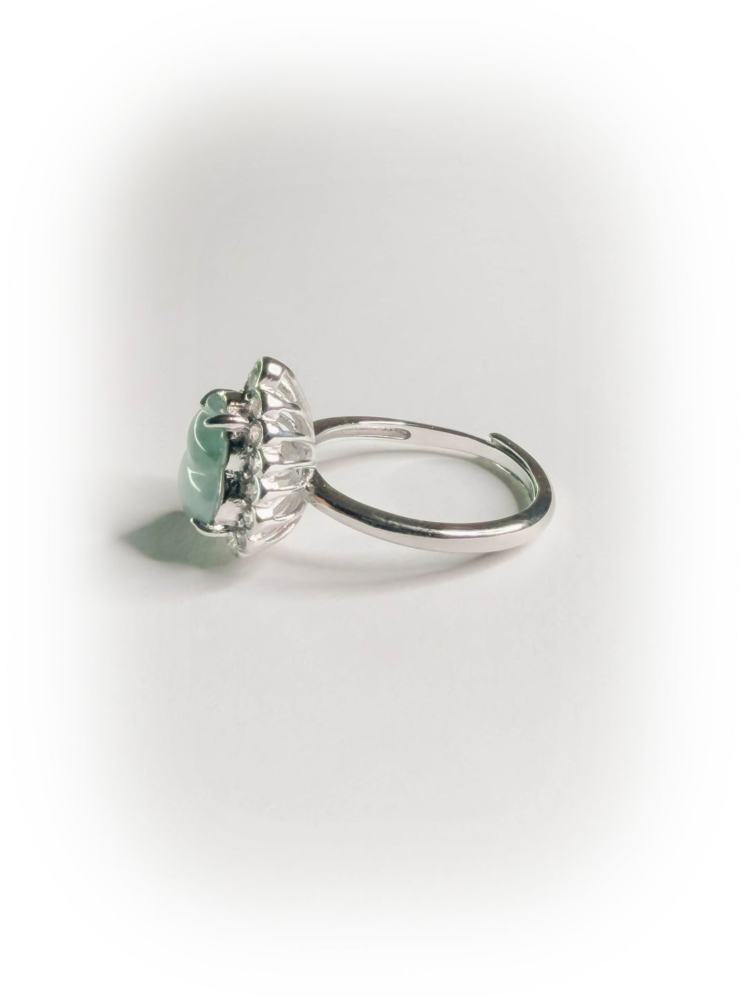 [029] félinor (Moxisha Icy Gourd Jadeite · Half Mountain Half Water)