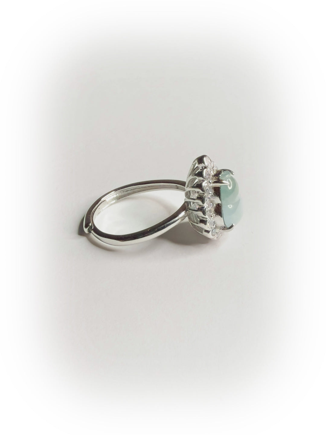 [029] félinor (Moxisha Icy Gourd Jadeite · Half Mountain Half Water)