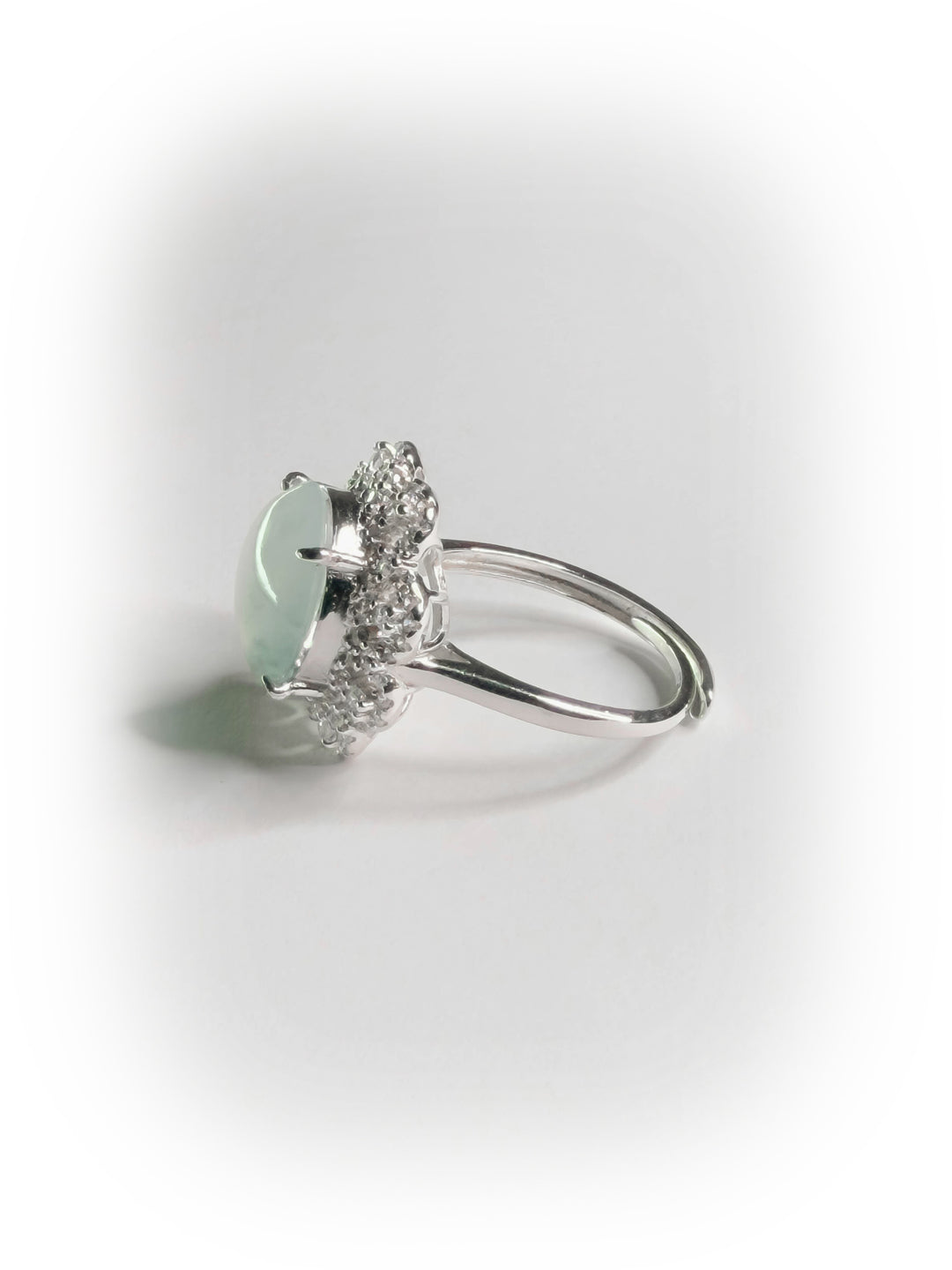 [032] caéne (Moxisha Glutinous-Ice Clear Water Floating Flower Jadeite)