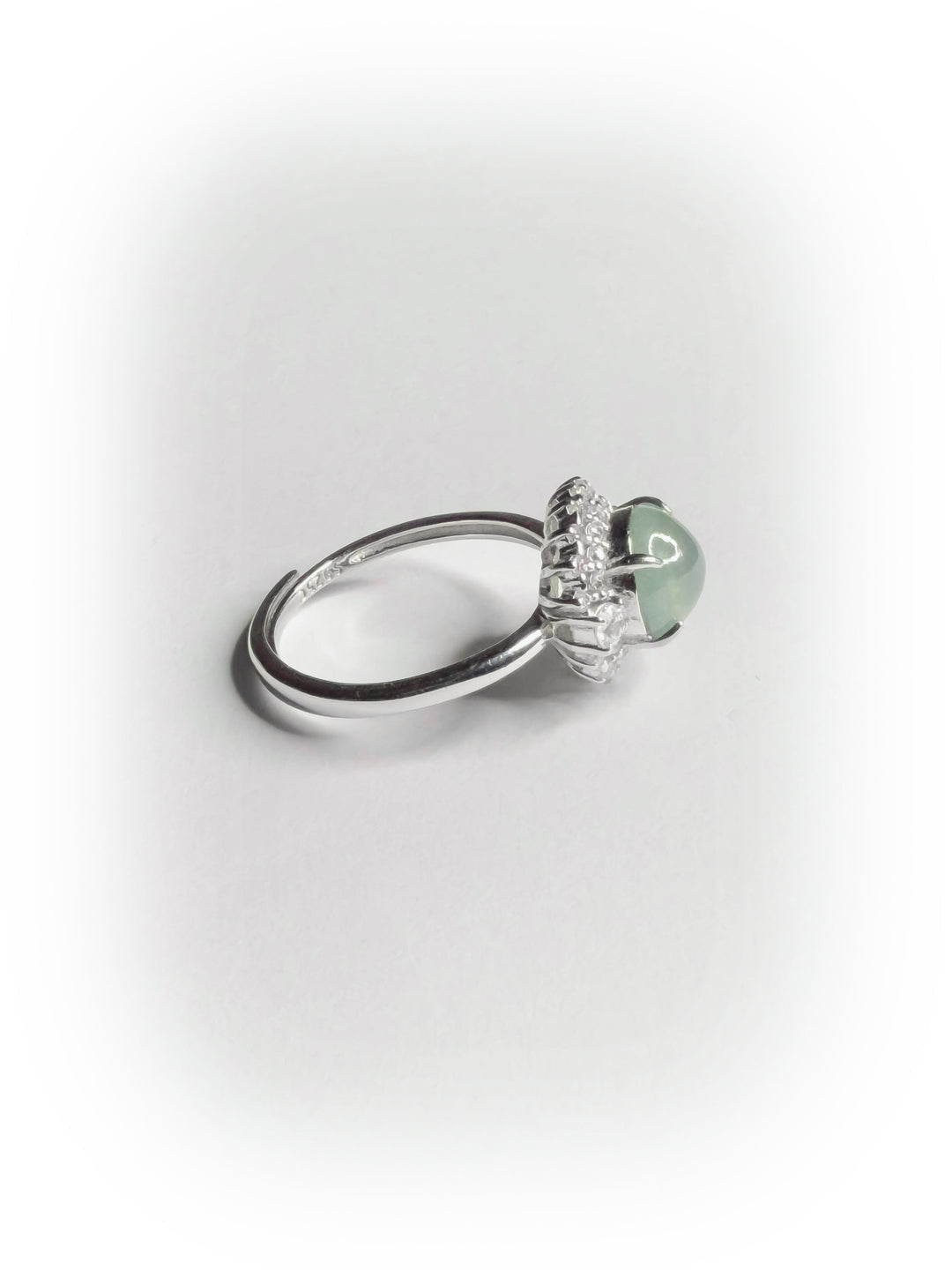 [033] orienn (Moxisha Icy Clear Water Jadeite)