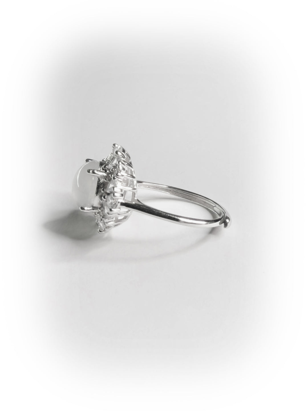 [047] 曉noen (木那高冰種白翡雪花棉)