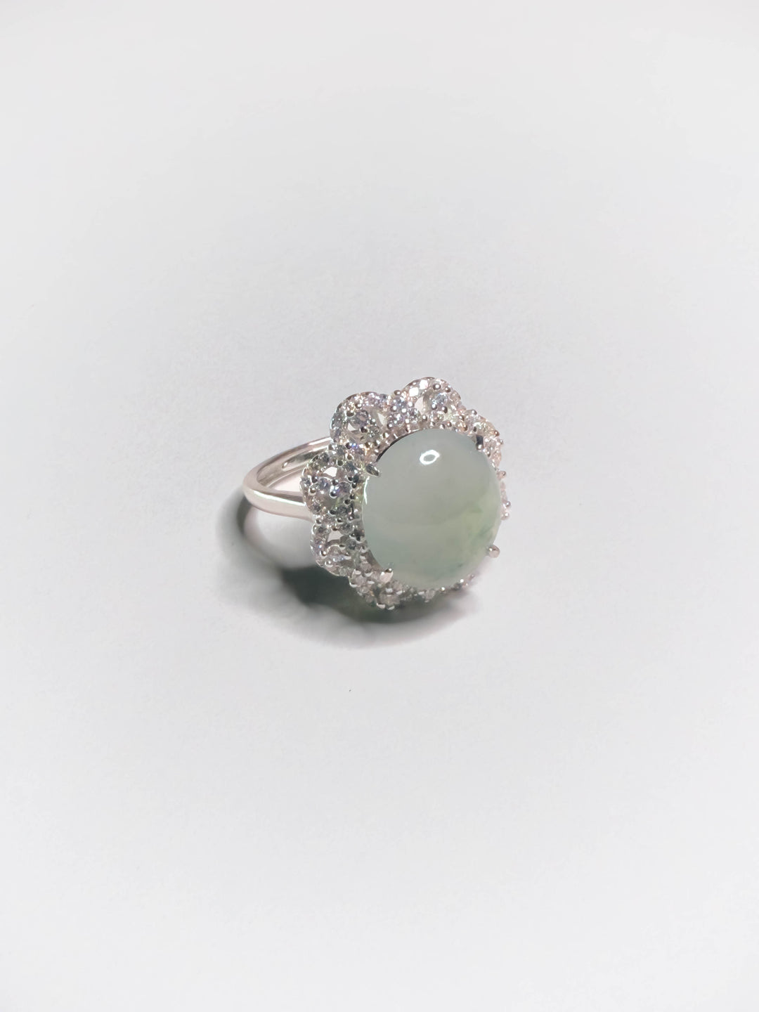 [032] 泠caéne (莫西沙糯冰種晴水飄花)